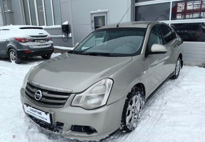 Nissan Almera