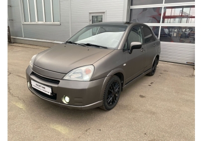 Suzuki Liana